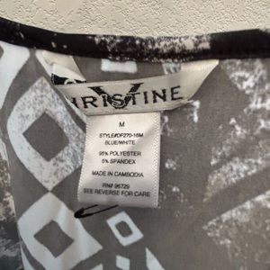 Women’s black and white dress